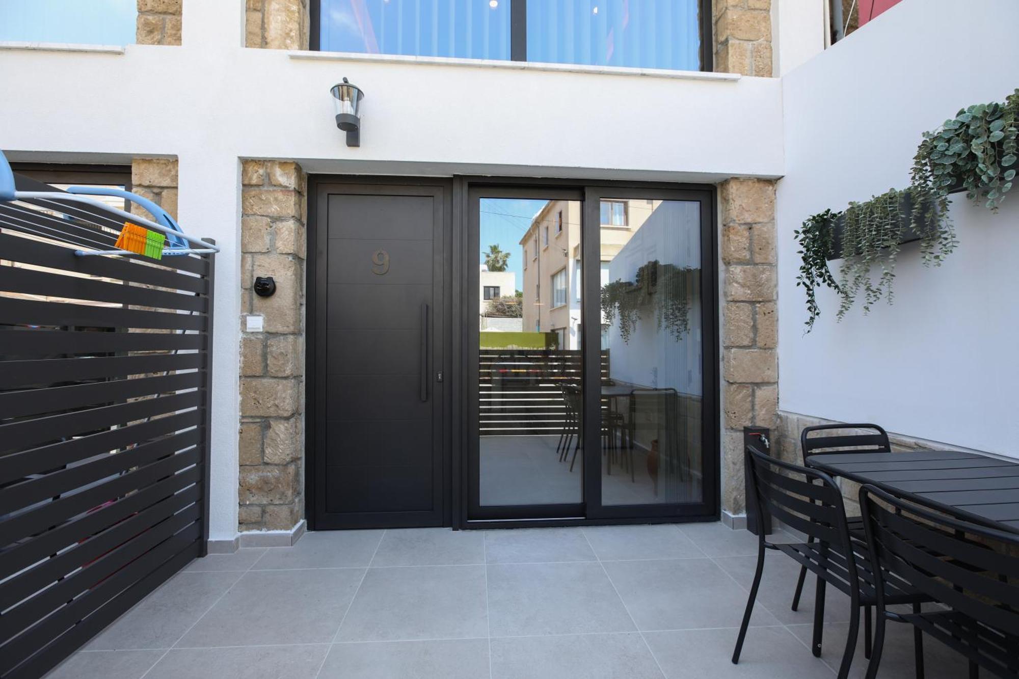 Panmari Apartment Paphos Exterior photo
